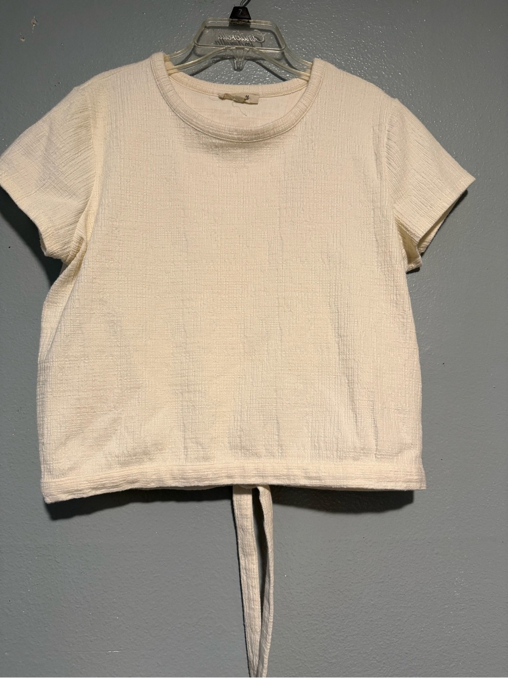 Madwell shot sleeve cream tee w adjustable tie in the back size M